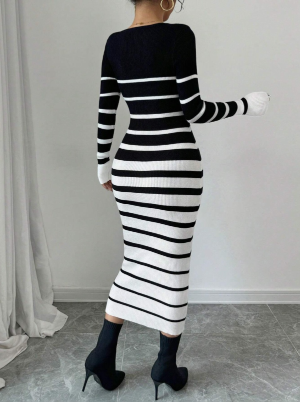 Robe Pull Slim à rayures, contrastes de couleurs noir et blanc – Image 4